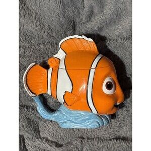Disney On Ice Finding Nemo Flip Top Pixar 3D Clownfish Shape Lidded Mug Cup